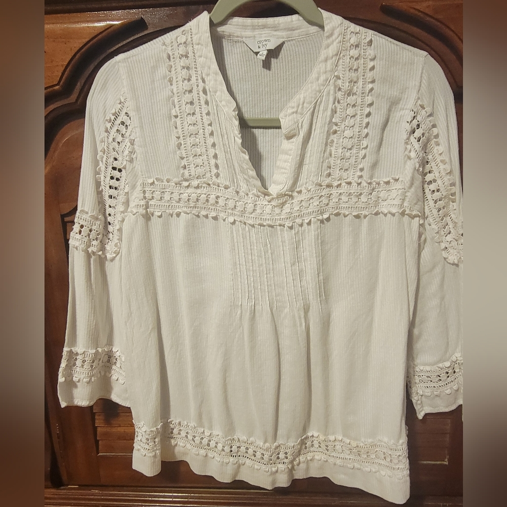 Crown & Ivy women's top pin tuck cream S